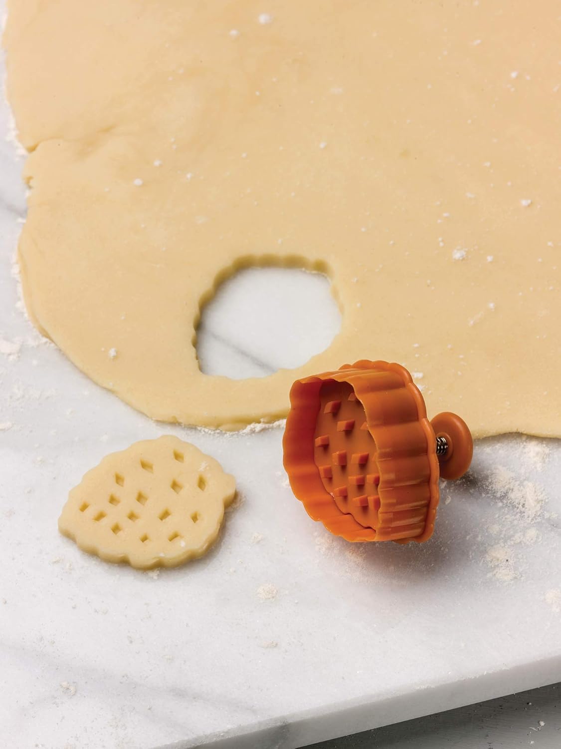 Multicolor 2" Autumn Leaves Pastry, Cookie, Pie, and Fondant Stampers/Cutters Set by Fox Run Harvest - 4 Pieces