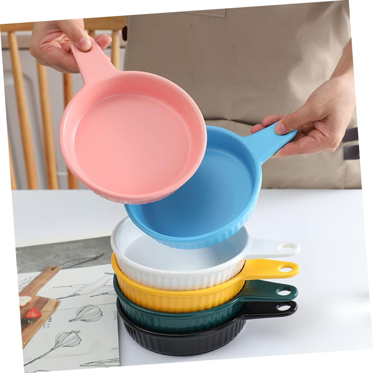 Multipurpose CIYODO Nordic Baking Tray with Handle - Ideal for Bread, Casseroles, and Cheesy Dishes - Home Baking Essential