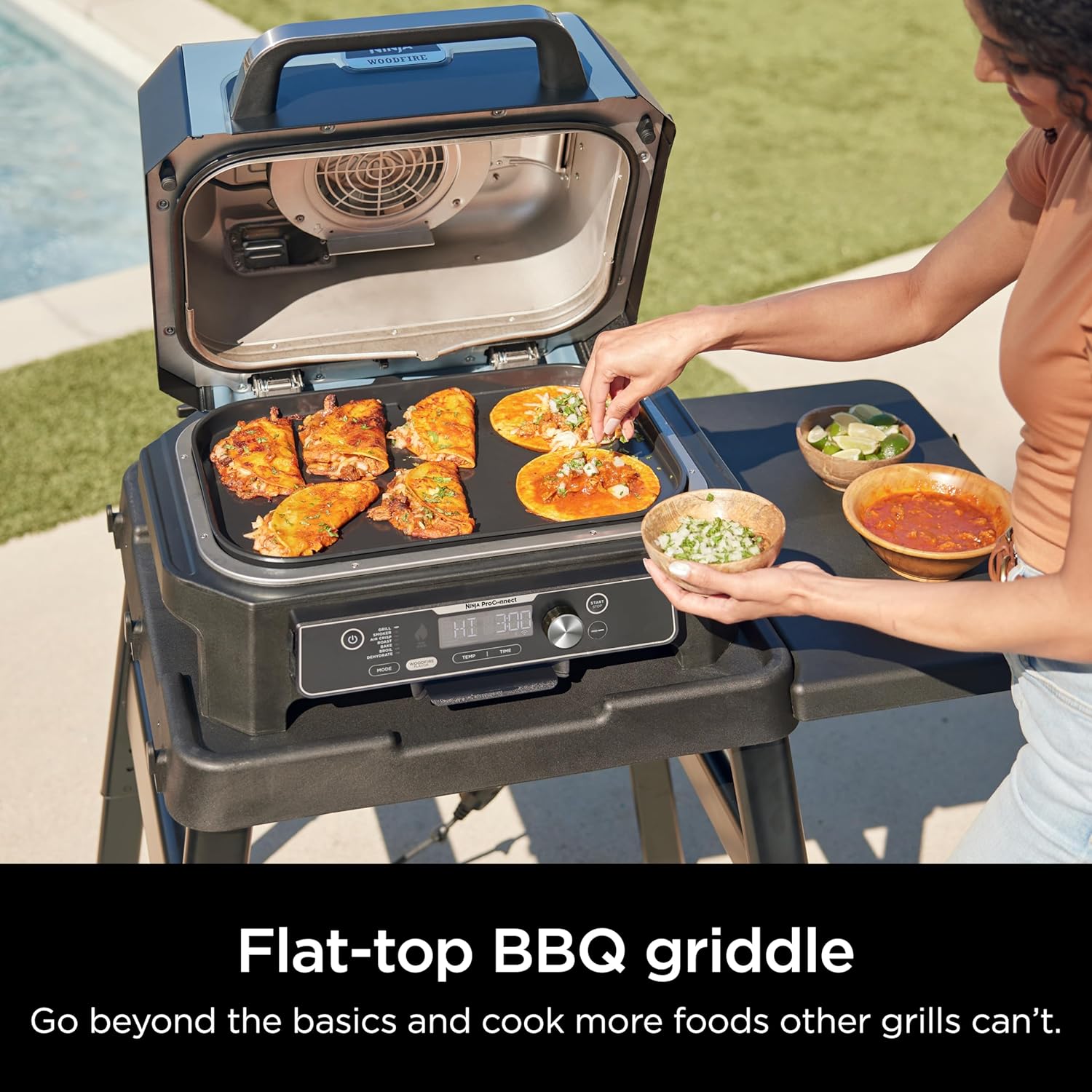 Ninja Woodfire Premium Griddle Plate, Large Grease Tray Liners, Roast & Smoke Rack Set