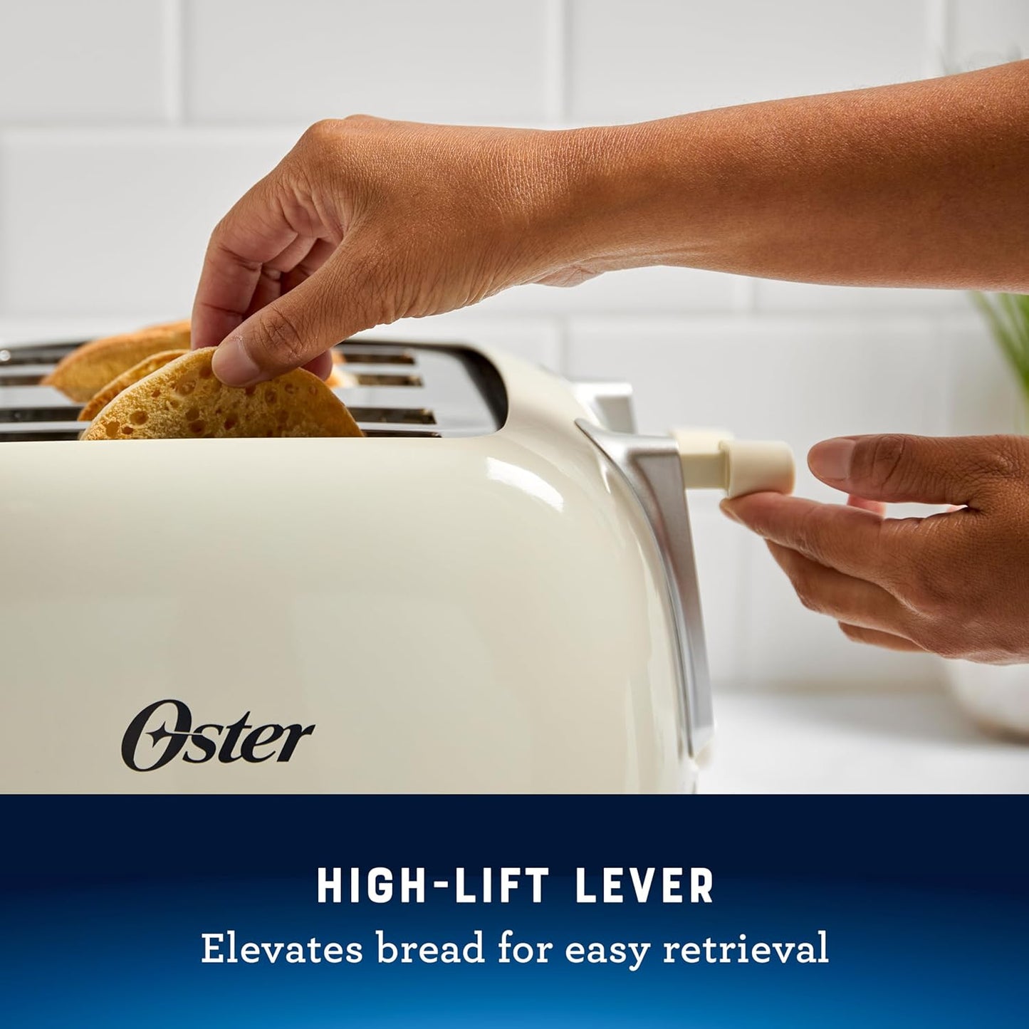 Oster 4-Slice Toaster with Extra Wide Slots for Perfectly Toasted Bread and Bagels