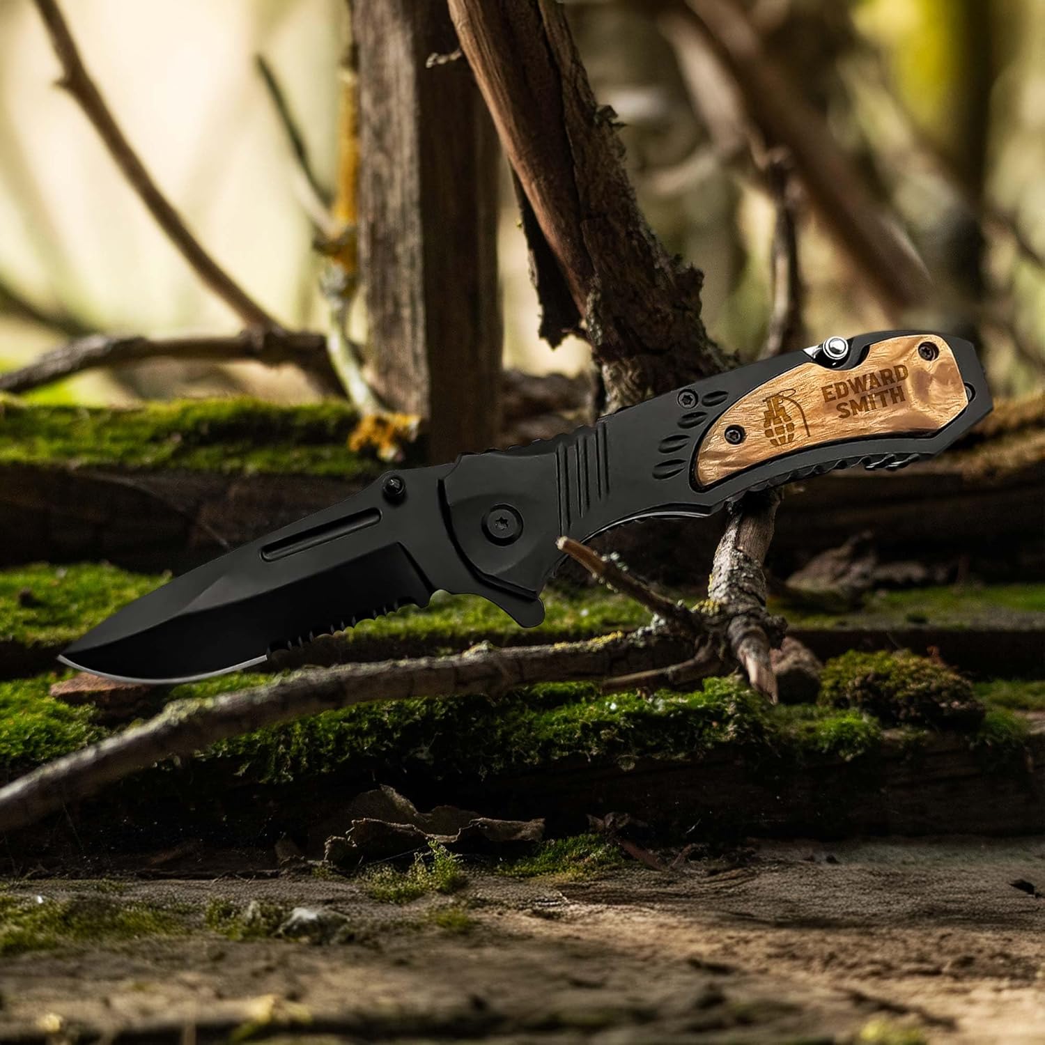 Personalized Engraved Men's Pocket Knife with Stainless Steel Blade - Ideal for Camping, Hunting, and Everyday Carry