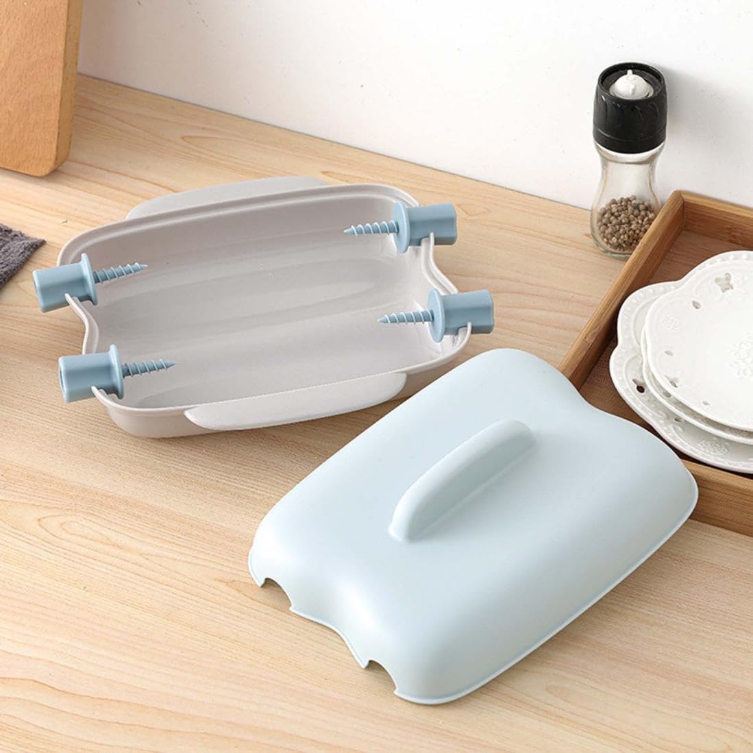 Portable Microwave Corn Steamer with Lid and Handle - Easy Cooking Tool for Corn on the Cob - Ideal for Kitchen, Office, Dorm - Patented Design