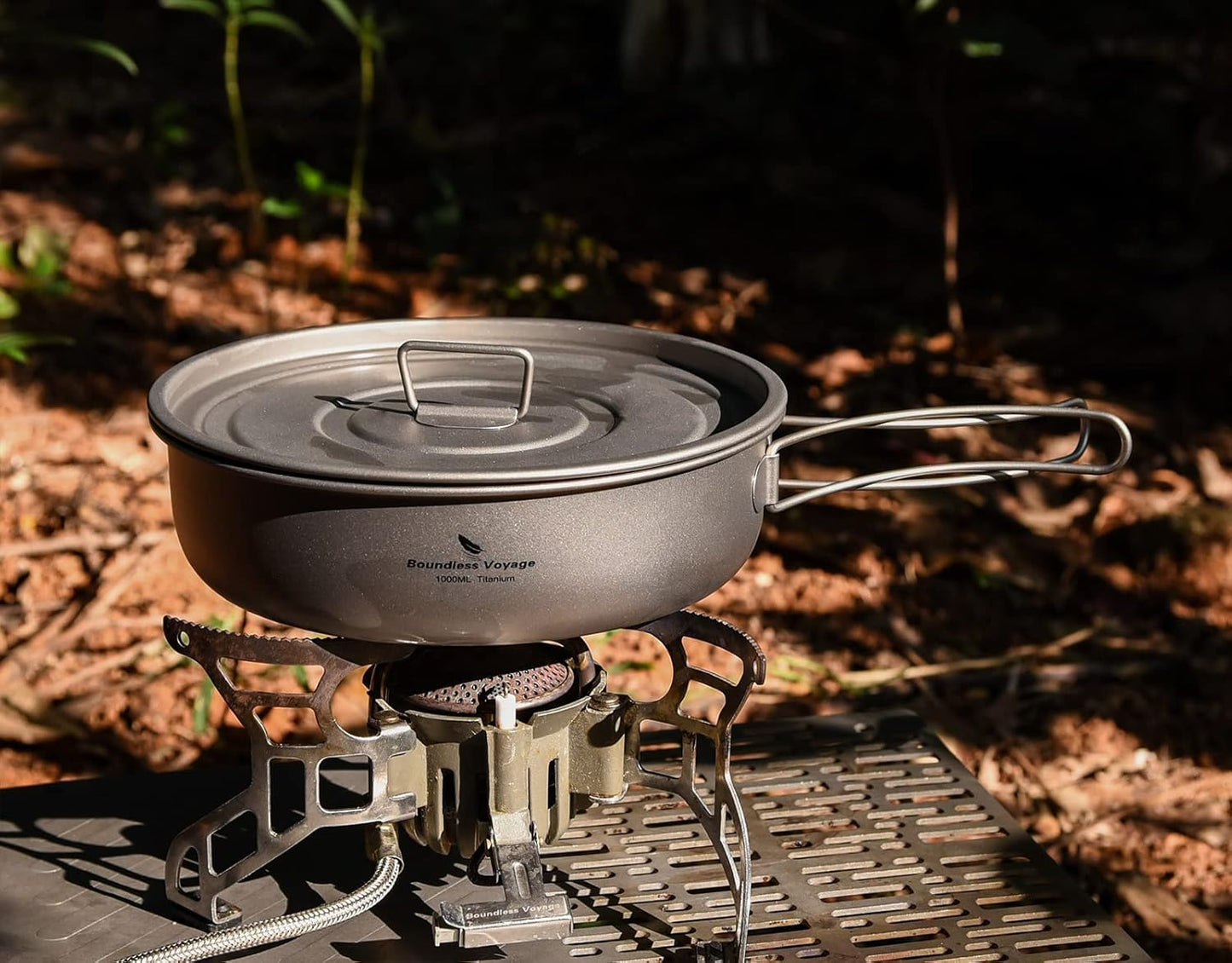 Portable Titanium Frying Pan with Lid and Folding Handles - Ideal Outdoor Camping Skillet for Hiking and Backpacking