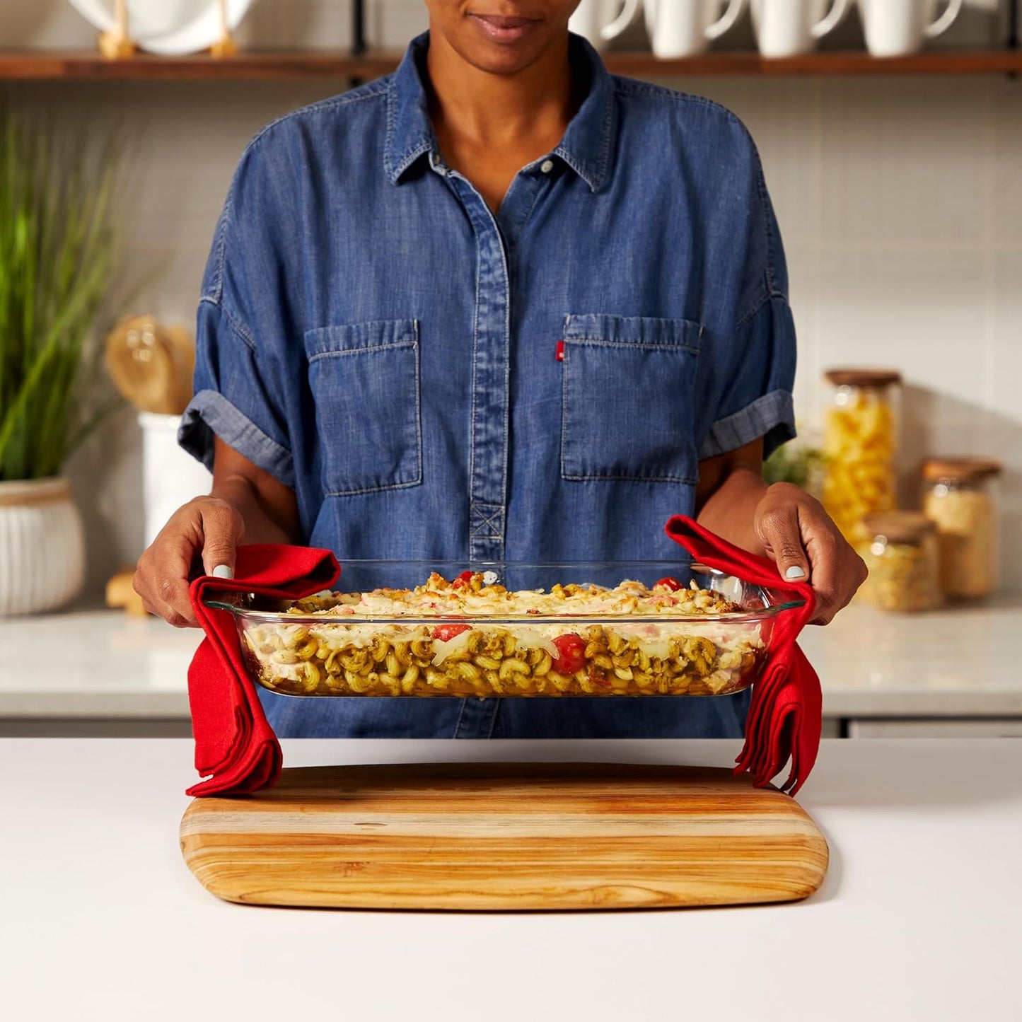 Pyrex Basics 3 QT Glass Baking Dish with Plastic Lid - Oven, Freezer, Microwave Safe Container