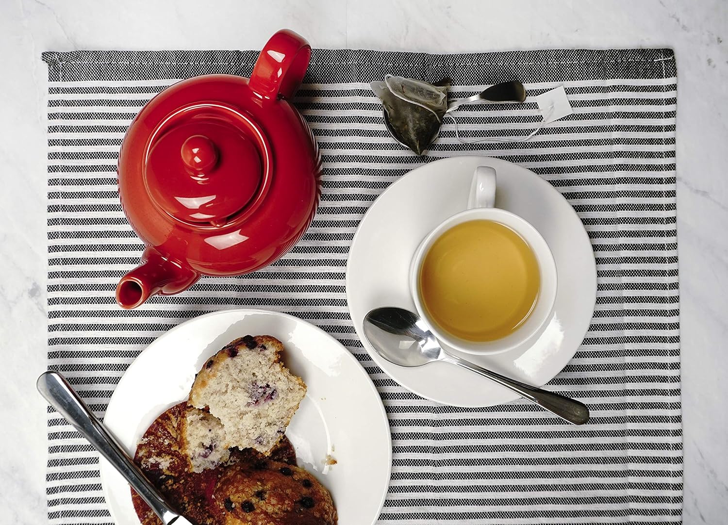 RSVP International Red Stoneware Teapot Collection - 16 oz, Microwave & Dishwasher Safe