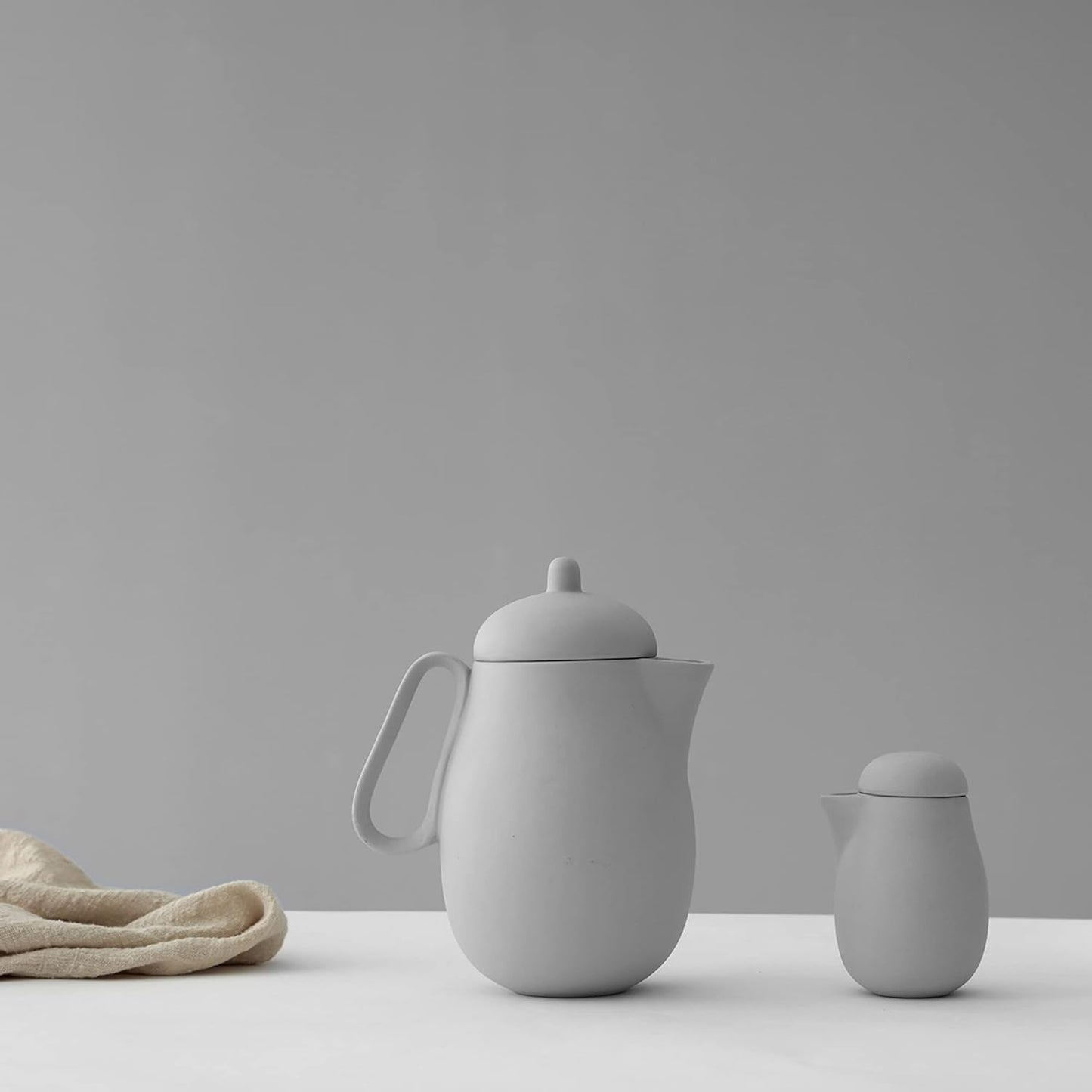 Scandinavian VIVA Nina Stone Grey Porcelain Tea Pot - 34 oz with Loose Leaf Tea Infuser Mesh and Drip-Free Spout