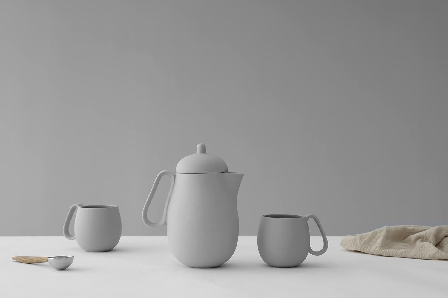 Scandinavian VIVA Nina Stone Grey Porcelain Tea Pot - 34 oz with Loose Leaf Tea Infuser Mesh and Drip-Free Spout