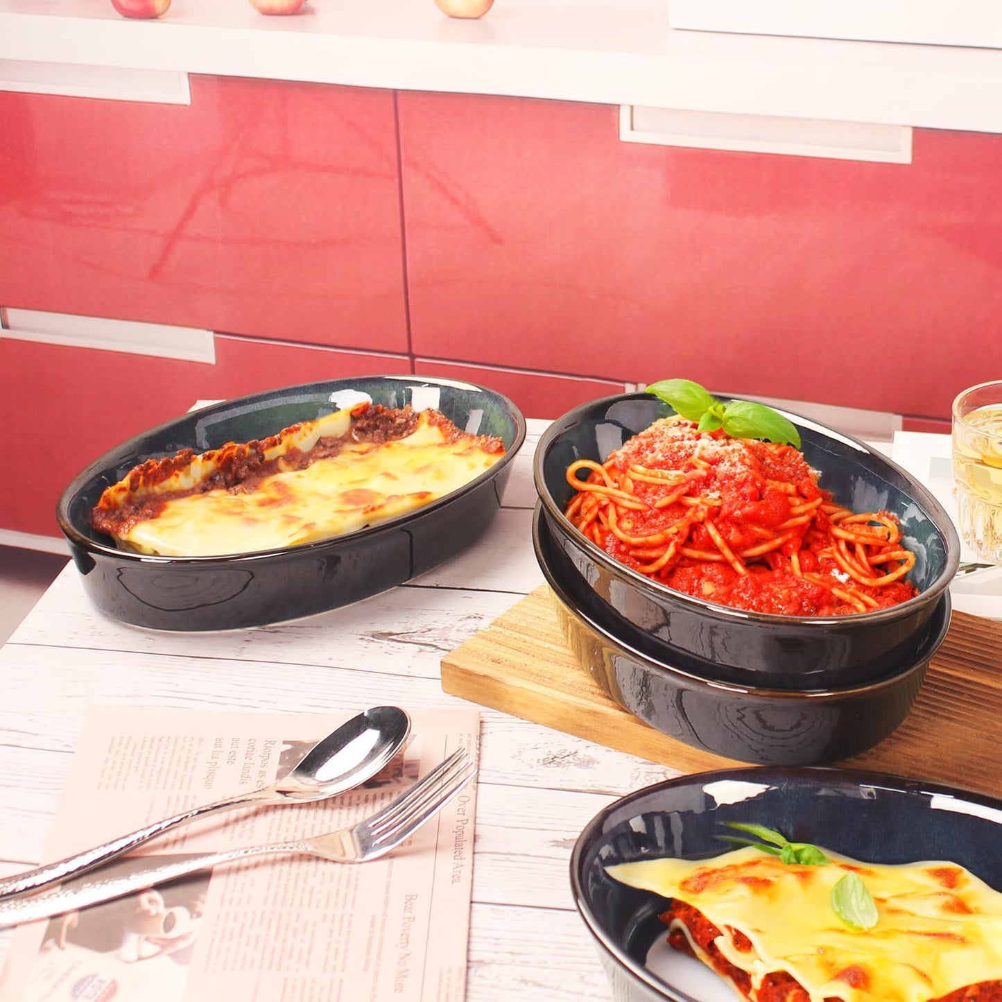 Set of 2 Oval Porcelain Pie Pans - 1.2 Quart Non-Stick Baking Dishes for Apple, Quiche, Pot Pies, and More - Oven Safe Dessert Plates 11 x 7.5 Inch