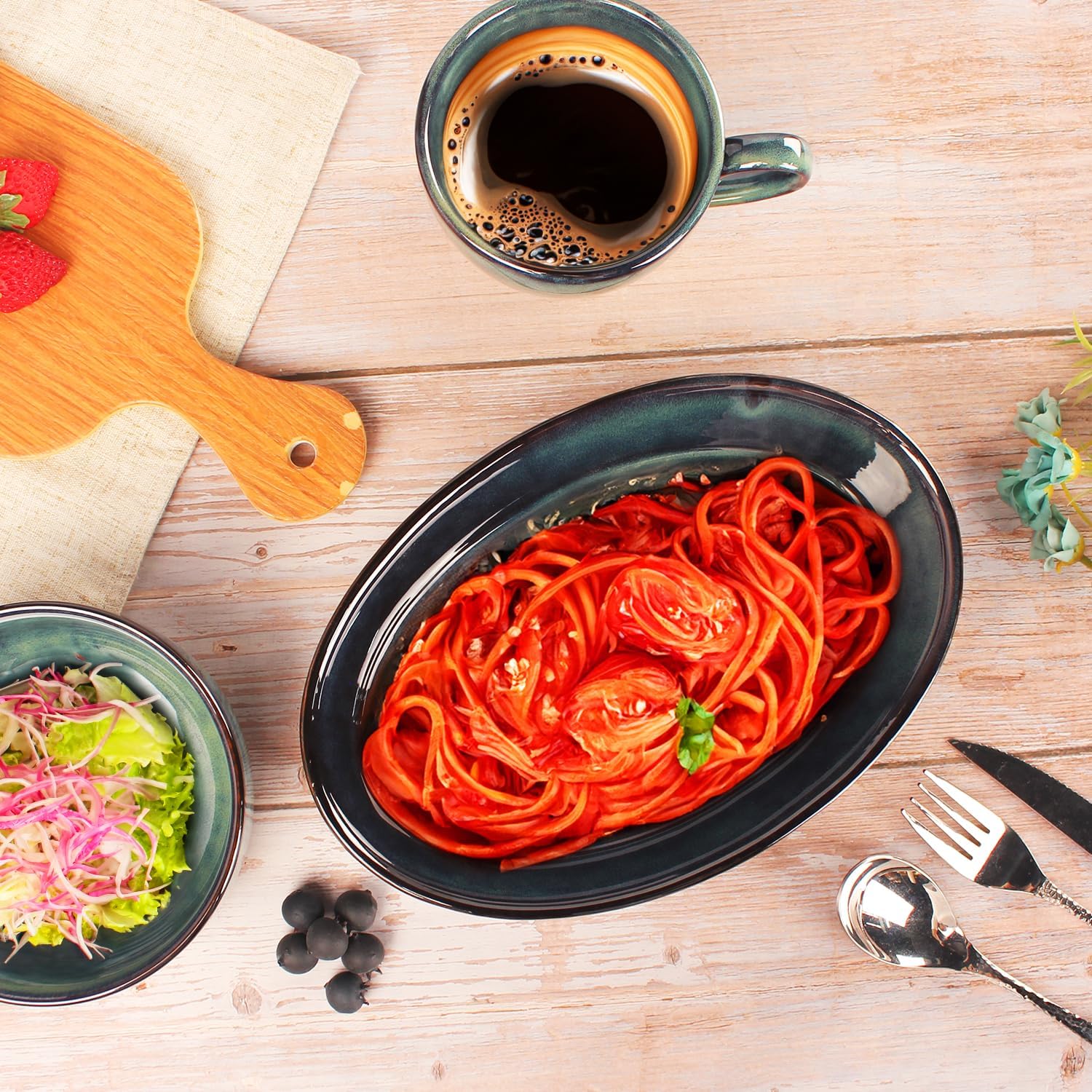 Set of 2 Oval Porcelain Pie Pans - 1.2 Quart Non-Stick Baking Dishes for Apple, Quiche, Pot Pies, and More - Oven Safe Dessert Plates 11 x 7.5 Inch