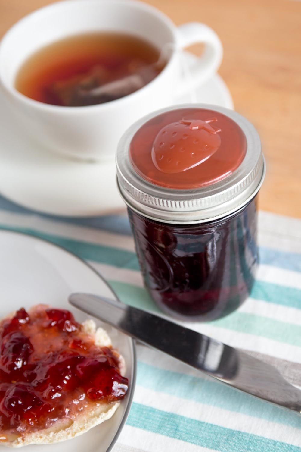 Set of 4 Jarware Strawberry Jelly/Jam Lids for Regular Mouth Mason Jars