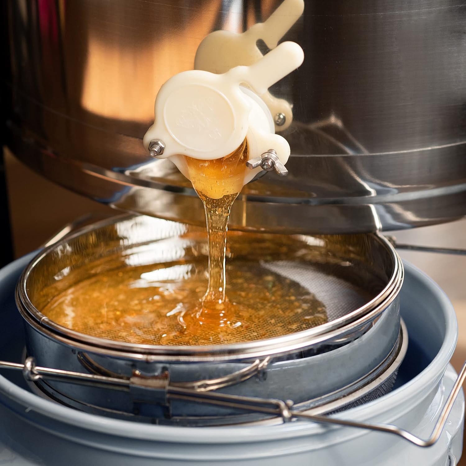 Stainless Steel Double Sieve Honey Strainer for Beekeeping Equipment - BEE-V101H