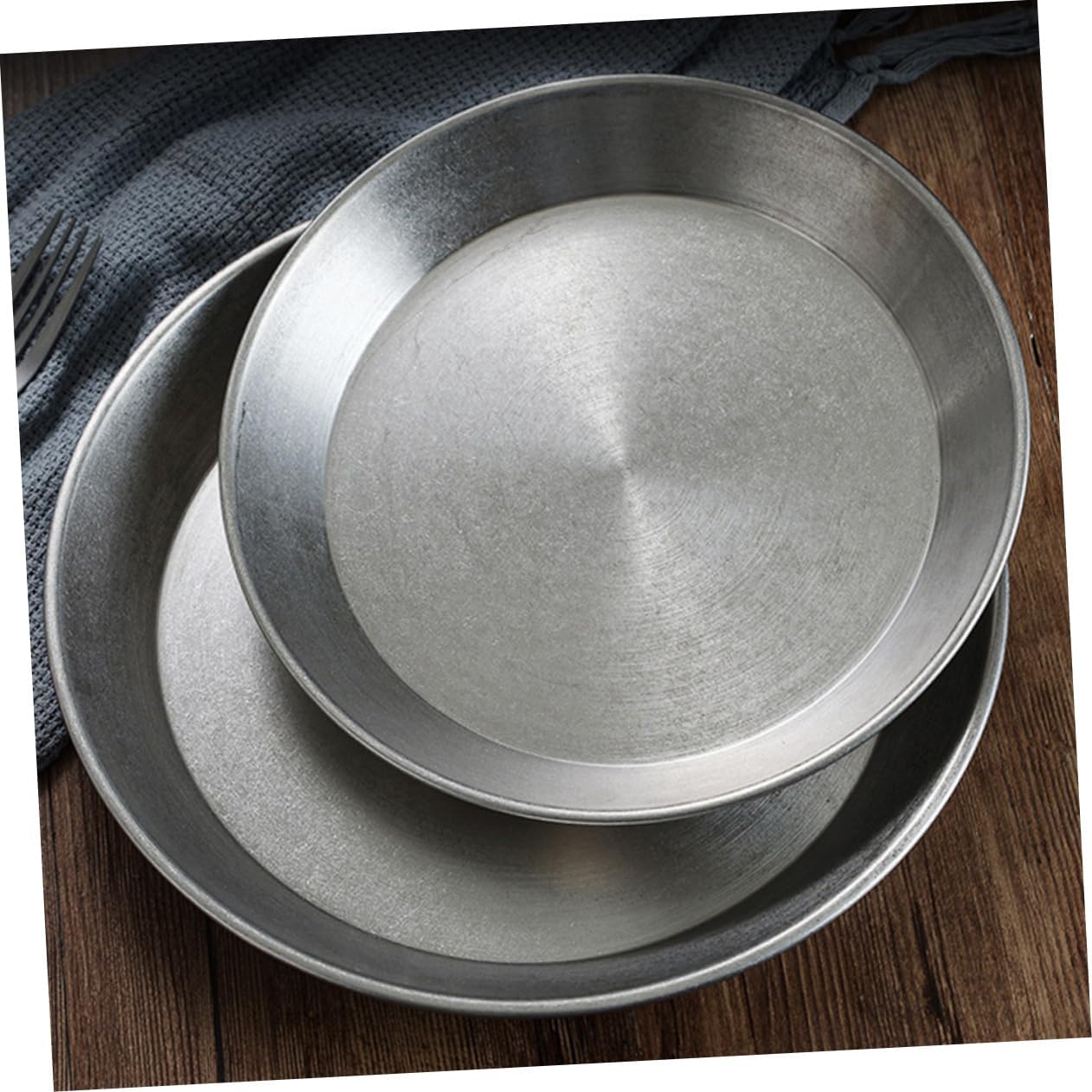 Stainless Steel Reusable Round Baking Pan for Pizza Oven - Kitchen Pizza Tray with Lid for Storage and Serving