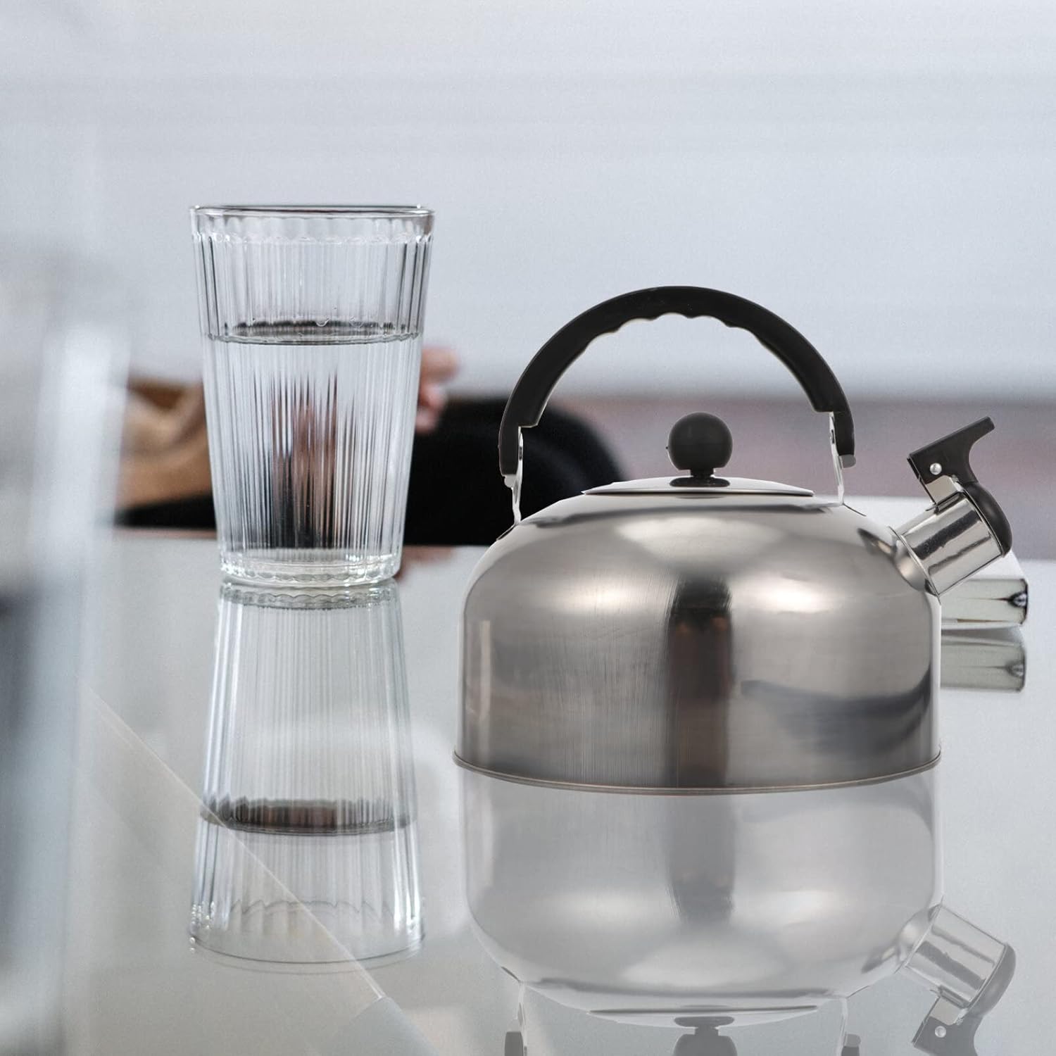 Stainless Steel Whistling Teapot Kettle for Stovetop - Classic 2QT Boiling Teapot with Handle