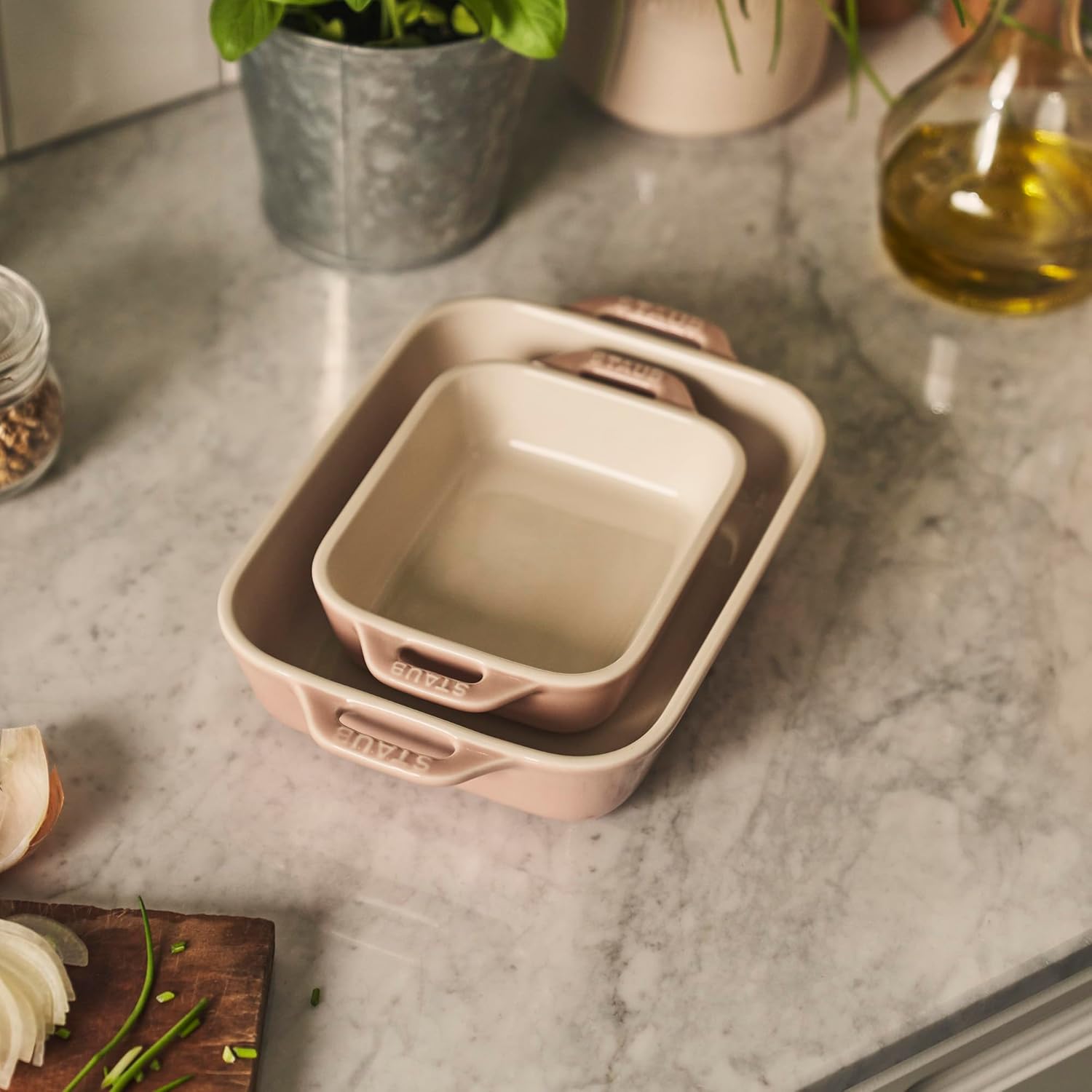 STAUB Stoneware 2-Piece Rectangular Baking Dish Set in Macaron Pastel Pink - Ceramic Gratins