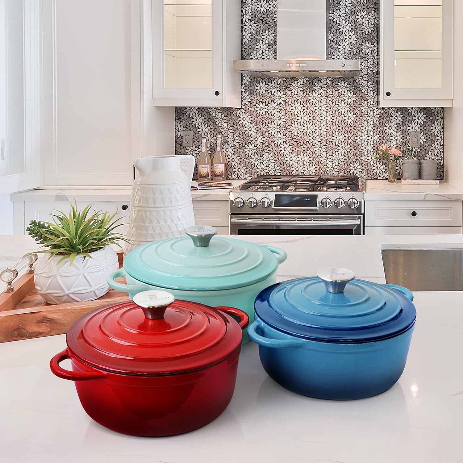 Trustmade 3 Quart Enamel Coated Cast Iron Dutch Oven with Self Basting Lid for Baking and Cooking in Aqua Color