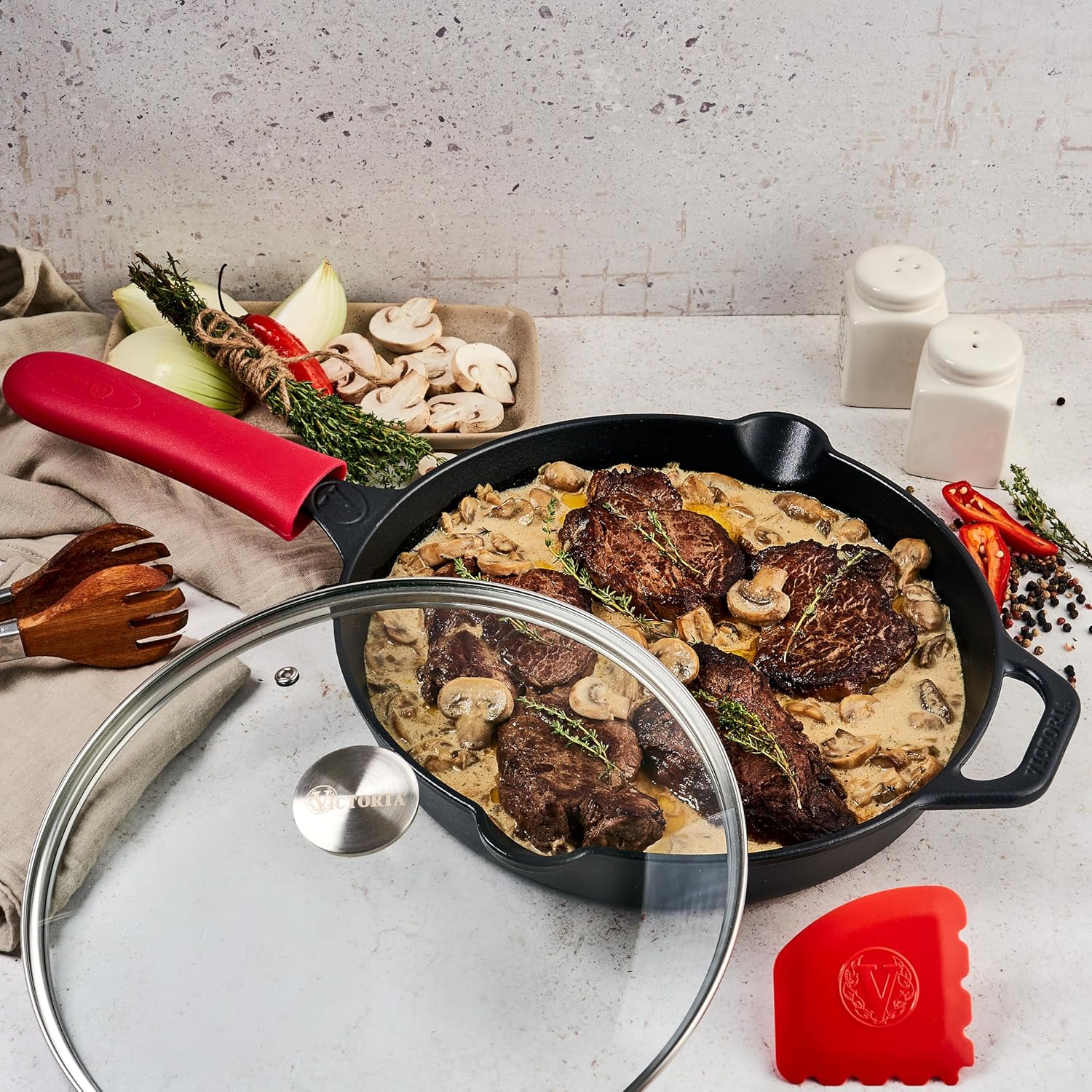 Victoria 12-Inch Pre-Seasoned Cast Iron Skillet with Long Handle - Made in Colombia