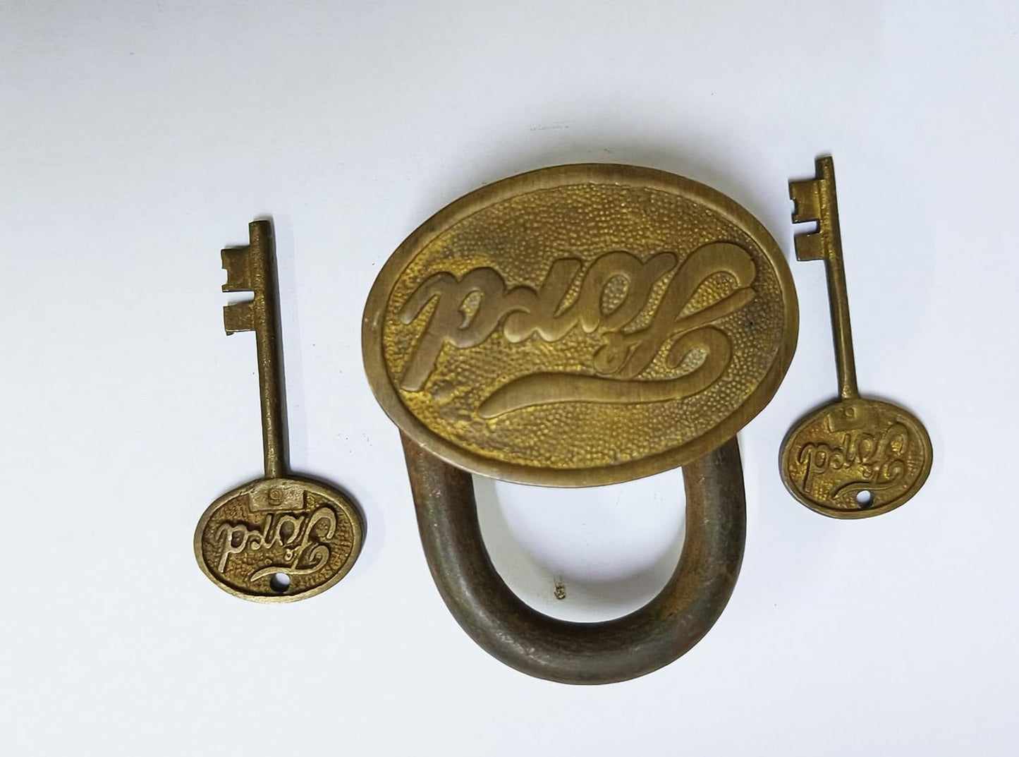 Vintage Brass Garden Padlock with Two Keys - Heavy Duty Functional Lock - Handcrafted Parijat Handicraft - Antique Style Brass Padlock