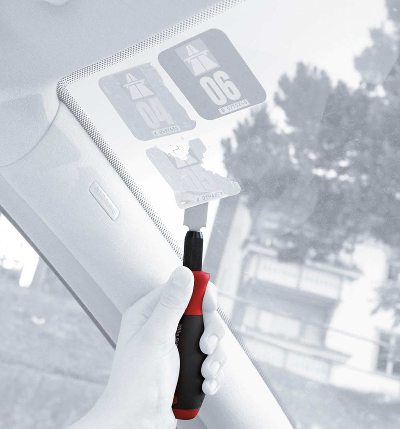 Wiha 43090 Universal Razor Edged Scraper - Ergonomic SoftFinish Handle