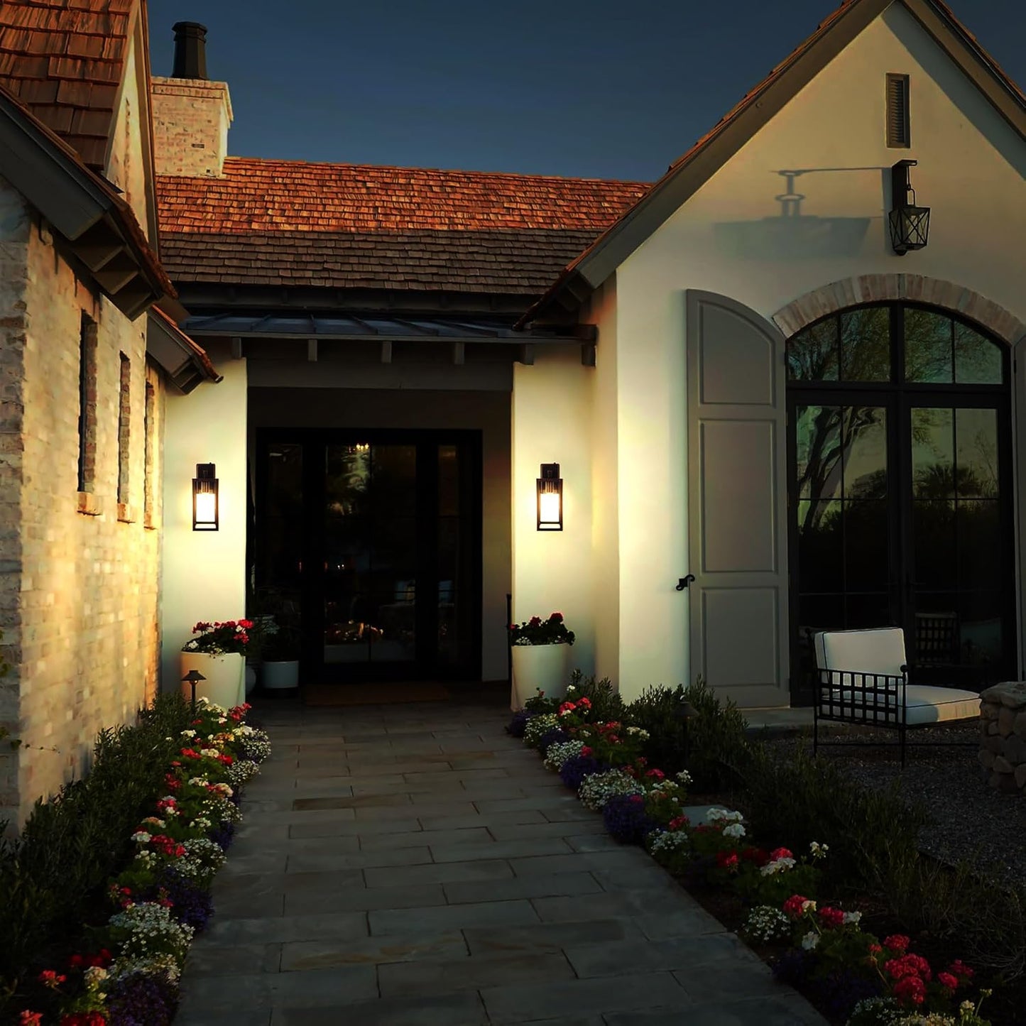 YoonLIT SMARTLIFE Dusk to Dawn Outdoor Wall Lantern - Anti-Rust, Waterproof, Black - Ideal for Front Porch, Patio, Garage - 1-Pack